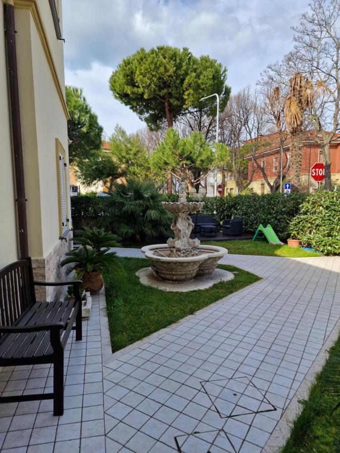 Villa Sante Residence Пезаро Екстер'єр фото