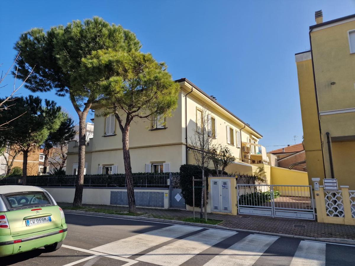 Villa Sante Residence Пезаро Екстер'єр фото