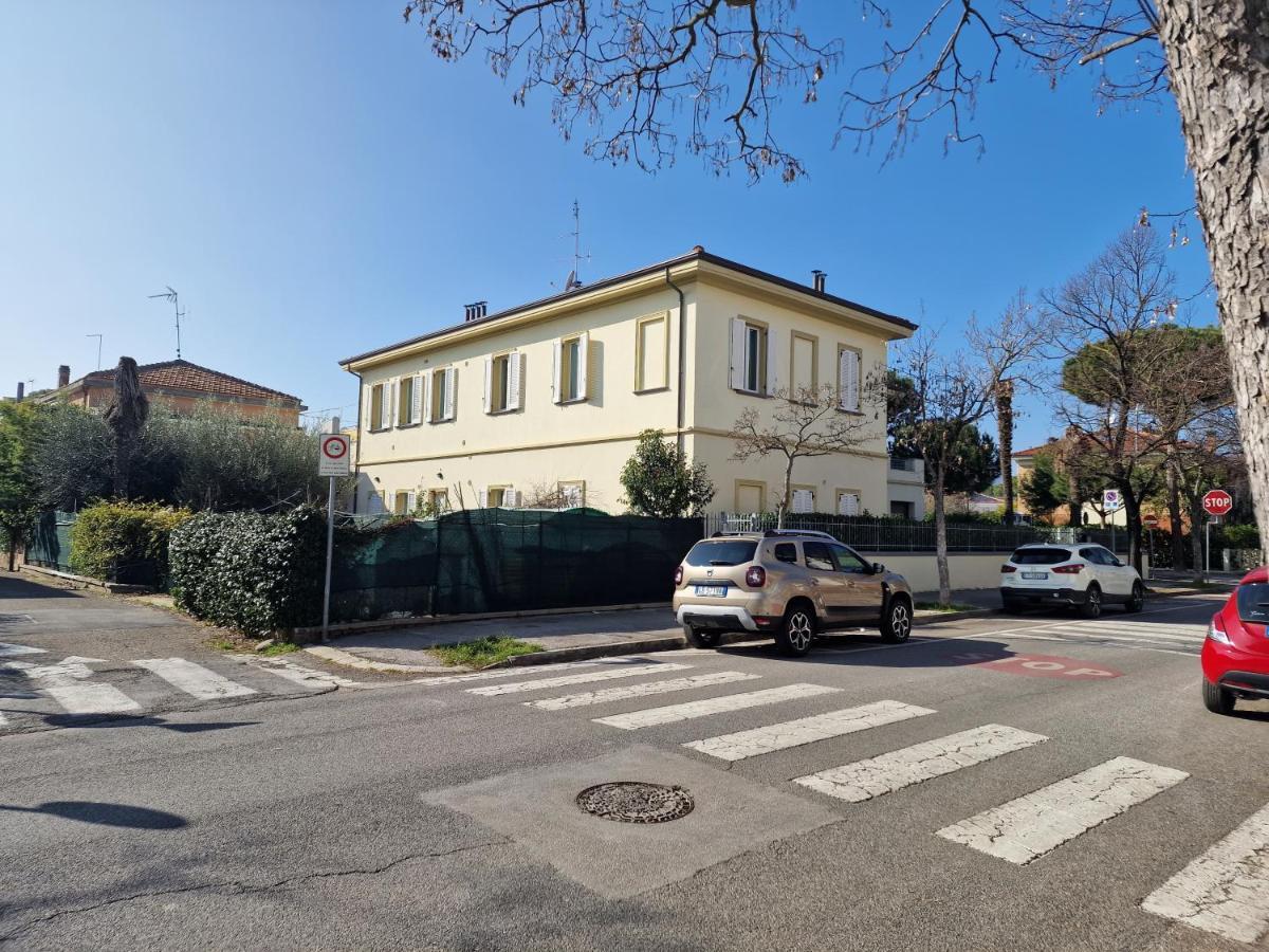 Villa Sante Residence Пезаро Екстер'єр фото